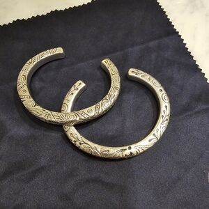 Queen Baby Studio bracelets